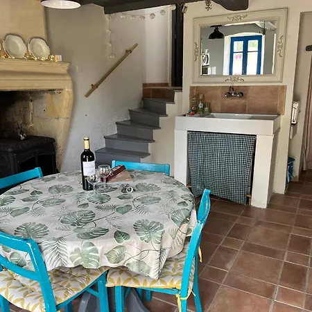 The Little House Holiday home Saint-Simon-de-Bordes